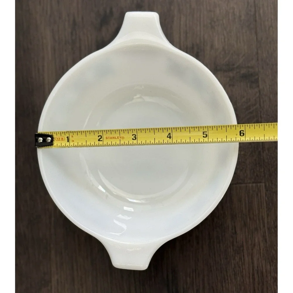 Vintage JAJ Pyrex Small 6